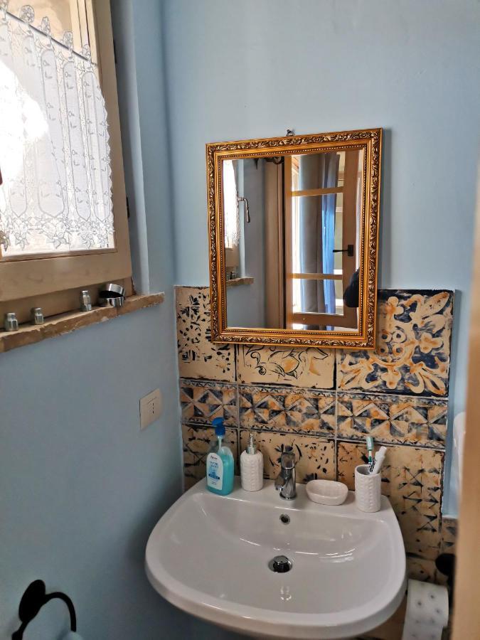 Villa Oscar Vasto Luaran gambar