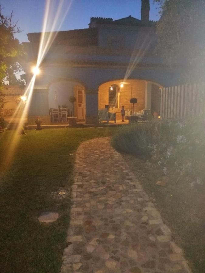 Villa Oscar Vasto Luaran gambar